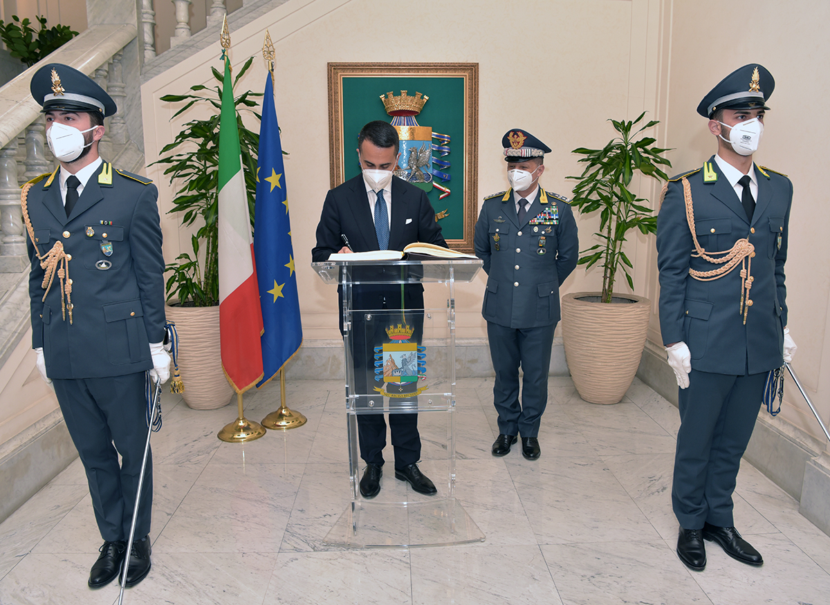 Ministro Degli Affari Esteri Di Maio Visita Comando Generale Della Guardia Di Finanza