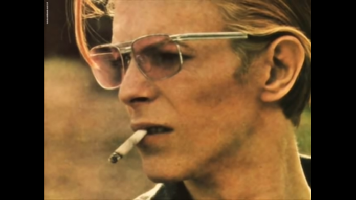 Bowie: la Warner acquista l'intero catalogo musicale